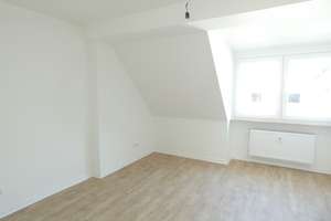 ** Modernisierte 2-Zi-DG-Wohnung in Frohnhausen** – Overrathstr. 12, 45144 Frohnhausen, Essen – Vorschaubild 5