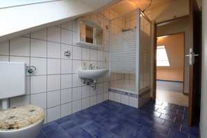 Geräumiges Zweifamilienhaus mit gemütlichem Garten und Garage – Ansbach (Kreis) – Vorschaubild 19