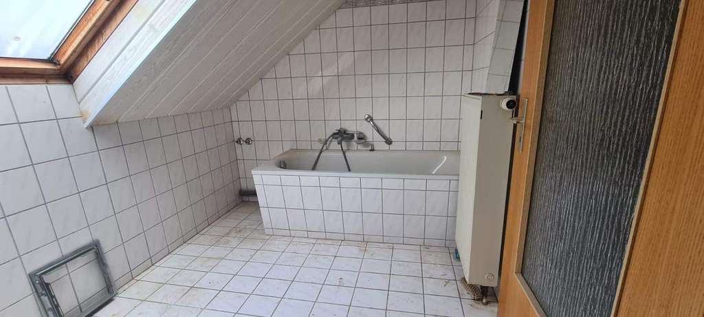 Immobilie in Bad Wimpfen - Schöne Dachgeschosswohnung in ruhiger Wohnlage Bad Wimpfen's - Bild 4