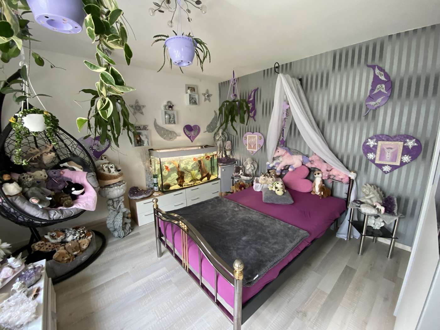 Immobilie in Helsa - Hochwertiges MFH mit Gartenpool, PV-Anlage, 

neuer Heizung und weiteren Extras in Helsa-Wickenrod - Bild 4