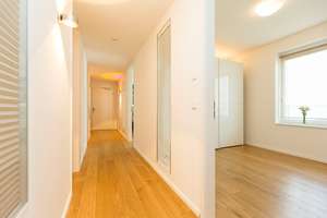 Exklusives Appartement mit zwei Balkonen am Sonninkanal - Hotelcharakter im Herzen Hamburgs – Die vollständige Adresse der Immobilie erhältst du vom Anbieter., 20097 Hammerbrook, Hamburg – Vorschaubild 14