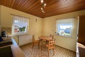 Platz zum Leben, Raum zum Wachsen – Haus mit Potenzial in Weiden-Rehbühl – Die vollständige Adresse der Immobilie erhältst du vom Anbieter., 92637 Rehbühl, Weiden in der Oberpfalz – Vorschaubild 7