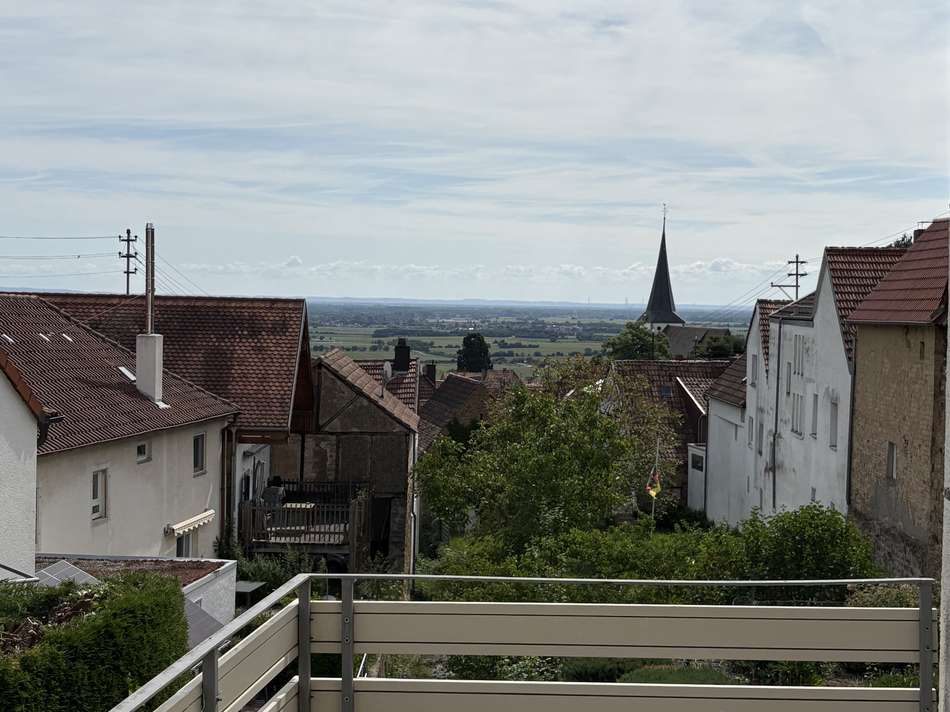 Blick Balkon Küche EG