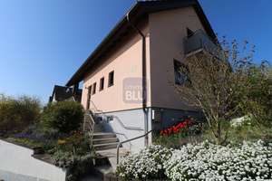 Gegen Gebot:freistehend, großer Garten, Balkon, Garagen..... – Jahnstraße 23, 75045 Walzbachtal – Vorschaubild 2
