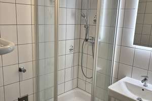 Frisch renovierte 2-Zimmer-Wohnung mit Balkon & EBK – Hochhausring 7, 52076 Walheim, Aachen – Vorschaubild 4
