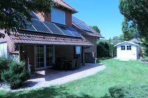 Attraktives Einfamilienhaus mit Wärmepumpen, PV-Anlage mit Speicher und traumhaften Garten – Die vollständige Adresse der Immobilie erhältst du vom Anbieter., 34376 Immenhausen – Vorschaubild 4