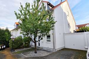 REIHENHAUS IN FAMILIENFREUNDLICHER ORTSRANDLAGE VON NIEDER-ESCHBACH – 60437 Nieder-Eschbach, Frankfurt am Main – Vorschaubild 7