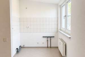 Genießen Sie den Sommer auf Ihrem großen Balkon! Schöne, moderne Dachgeschosswohnung mit Aufzug – Die vollständige Adresse der Immobilie erhältst du vom Anbieter., 47059 Kaßlerfeld, Duisburg – Vorschaubild 4