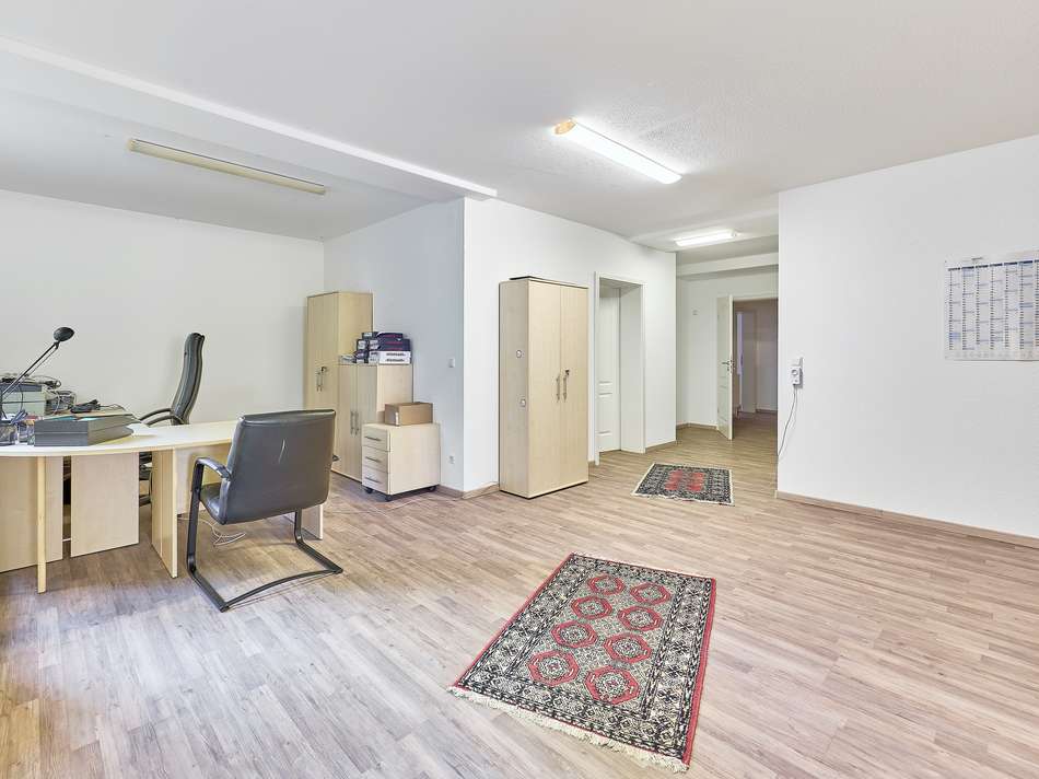 Büro Kellergeschoss
