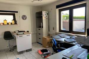 Verkehrsgünstig gelegenes Zweifamilienhaus mit Gewerbeanbau und großem Grundstück – Die vollständige Adresse der Immobilie erhältst du vom Anbieter., 65551 Limburg an der Lahn – Vorschaubild 9