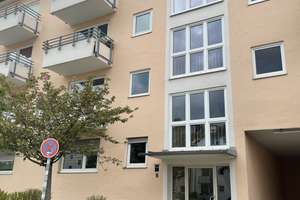 Von Privat- Hochwertig modernisierte 2-Zimmer Wohnung mit Balkon und EBK in Harlaching. – Grünwalder Straße 44, 81547 Giesing, München – Vorschaubild 11