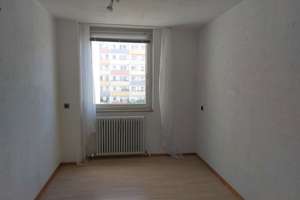 Zentraler geht`s nicht ! 112 qm Familienwohnung nähe City-Galerie (provisionsfrei) – Schwibbogenplatz 2b, 86152 Am Schäfflerbach, Augsburg – Vorschaubild 11