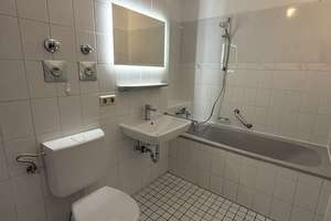 Hochwertig modernisierte 2,5-Zimmer-Wohnung mit Sonnenbalkon, Aufzug & Tiefgaragenstellplatz in Köln – Klingerstraße 29, 51143 Porz (Ortsteil), Köln – Vorschaubild 16