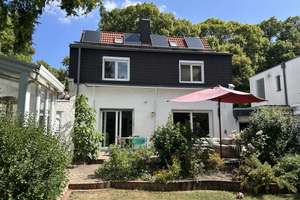 Helles EFH  befristet in Köln Rodenkirchen