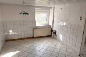 Altes Haus sucht neue (Miet-, Mit- oder Allein-)Bewohner
Großes Bauernhaus nahe Kamenz – Bautzen (Kreis) – Vorschaubild 2