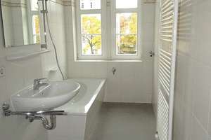 Schnell ANSCHAUEN und EINZIEHEN: Neuer schicker Laminatboden + Neu renoviert (z.T. Dekorputz) – Clausstraße 91, 9130 Lutherviertel, Chemnitz – Vorschaubild 3