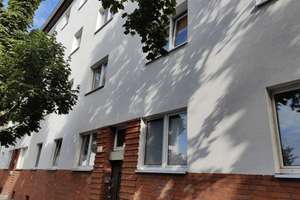 Stilvoll renovierte 2-Zimmer-Wohnung mit Tageslichtbad und Hofausrichtung – Lutherstraße 5, 39112 Sudenburg, Magdeburg – Vorschaubild 1