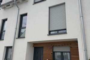 Modernes Reihenmittelhaus mit Garten, Balkon & Stellplatz – Bezug ab 01.08.2026