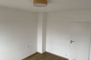 Moderne 2-Zimmer-Wohnung | elegantes Wohnen in Fürth | renoviert 2021 – Friedrich-Ebert-Straße 61, 90766 Schwand, Eigenes Heim, Fürth – Vorschaubild 5