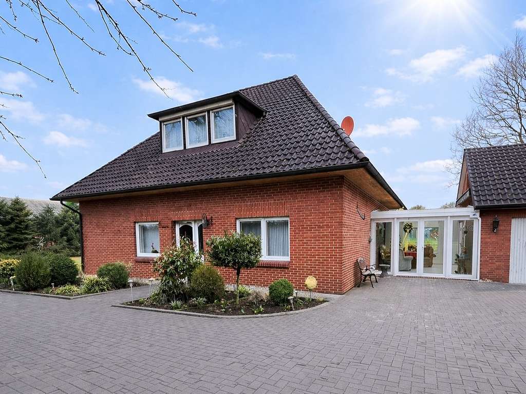 Immobilie in Bösel - Einfamilienhaus in ruhiger Lage von Petersdorf (Bösel) zu verkaufen - Bild 0