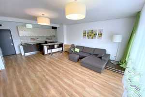 Geschmackvolle, vollständig renovierte 1,5-Raum-Wohnung mit EBK in Nürnberg – Georg-Strobel-Straße 34, 90489 Nürnberg – Vorschaubild 1