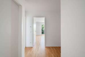 Moderne, bezugsfreie 2-Zimmer-Wohnung mit Loggia in ruhiger Lage – Die vollständige Adresse der Immobilie erhältst du vom Anbieter., 81825 Josephsburg, München – Vorschaubild 3