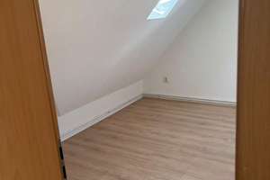Mehrfamilienhaus mit 4 Wohneinheiten + Teilungserklärung in VS-Schwenningen / 5,9% Rendite – Hans-Sachs-Str. 26, 78054 Schwenningen, Villingen-Schwenningen – Vorschaubild 13