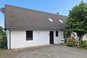OHNE KÄUFERPROVISION: Charmantes Einfamilienhaus mit Dachgeschoss-Aufstockung in 2008 – Schleswig-Flensburg (Kreis) – Vorschaubild 7