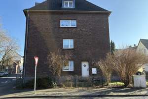 Vollvermietetes Mehrfamilienhaus mit Garagen in Mönchengladbach-Rheydt – Die vollständige Adresse der Immobilie erhältst du vom Anbieter., 41239 Schrievers, Mönchengladbach – Vorschaubild 2