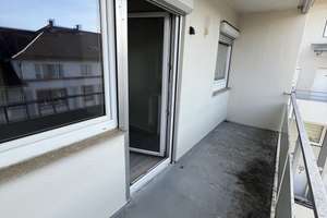 Sonnige 2 Zimmer Wohnung /Balkon / Garage / Pforzheim Nordstadt  – Die vollständige Adresse der Immobilie erhältst du vom Anbieter., 75177 Nordstadt, Pforzheim – Vorschaubild 4
