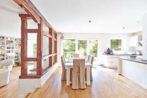 Großes Wohnhaus mit Wärmepumpe und Photovoltaik sowie Keller und Garage in Buchholz in der Nordheide – Die vollständige Adresse der Immobilie erhältst du vom Anbieter., 21244 Buchholz in der Nordheide – Vorschaubild 11