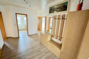 Kirchberg | 185 m² Wfl. | 148 m² Nutzfl. | 737 m² Grundstück | Doppelgarage – Die vollständige Adresse der Immobilie erhältst du vom Anbieter., 55481 Kirchberg (Hunsrück) – Vorschaubild 2