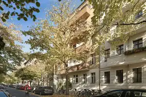 Mehrfamilienhaus im beliebten Bezirk Berlin-Schöneberg – Berlin – Vorschaubild 1