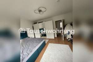 Tauschwohnung: Helle 2-Zimmer Wohnung mit Balkon