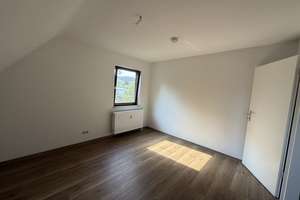 Ruhige 3-Zimmer-Dachgeschoß-Wohnung Nähe Stadtmitte – Die vollständige Adresse der Immobilie erhältst du vom Anbieter., 74074 Heilbronn, Heilbronn – Vorschaubild 6