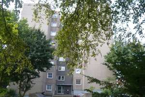 Komfortable renovierte Wohnung in Vellmar mit Badewanne und Balkon