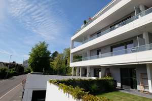 Exklusive 4‑Zi.-Wohnung: Loggia, Aufzug, KfW‑55 – wohnen mit Stil und Weitblick in Beuel-Limperich