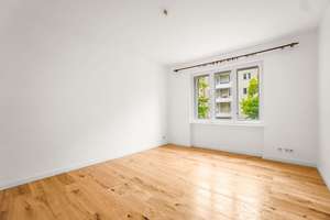 Stilvolle 4-Zimmer-Wohnung mit Charme und vielseitigem Wohnkonzept in Charlottenburg – Die vollständige Adresse der Immobilie erhältst du vom Anbieter., 10589 Charlottenburg, Berlin – Vorschaubild 1