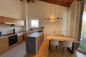 Zuhause im Dorfzentrum – helle 2-Zimmer-Wohnung mit Südostbalkon in Rommelsbach – Die vollständige Adresse der Immobilie erhältst du vom Anbieter., 72768 Rommelsbach, Reutlingen – Vorschaubild 3