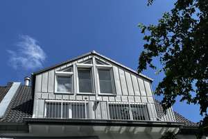 Erstbezug/Dachausbau: Exklusive klimatisierte Maisonette mit West-Dachterrasse & Garage in  Uninähe