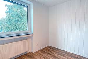 Platz für alle! Reihenmittelhaus mit Terrasse, Gartenhaus und Garage – Rütlistr. 57, 44143 Wambel, Dortmund – Vorschaubild 9