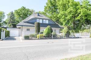 Einzigartig und repräsentativ - umfangreich modernisiertes Zweifamilienhaus am Naturschutzgebiet! – Die vollständige Adresse der Immobilie erhältst du vom Anbieter., 40789 Monheim am Rhein – Vorschaubild 2