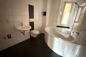 2. OG  - Eckbadewanne - EBK *** - WG-gerecht - frei ab sofort – Rembrandtstraße 45, 9111 Chemnitz – Vorschaubild 9