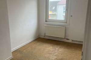 Preis ! Gemütliches Haus + Nebengebäude - mitten in Wie-Nordenstadt – Die vollständige Adresse der Immobilie erhältst du vom Anbieter., 65205 Nordenstadt, Wiesbaden – Vorschaubild 4