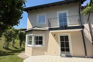 Attraktive Doppelhaushälfte mit Dachstudio in bevorzugter Lage – Rottal-Inn (Kreis) – Vorschaubild 1