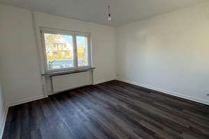 Döhren: Zweifamilienhaus - Kaffeemühle auf einem großzügigen Grundstück – Die vollständige Adresse der Immobilie erhältst du vom Anbieter., 30519 Döhren, Hannover – Vorschaubild 2