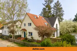 Symbiose aus Alt- und Neubau mit Einliegerwohnung und großem Potenzial – Potsdam-Mittelmark (Kreis) – Vorschaubild 1