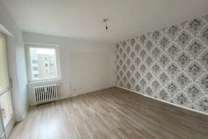 Wohnung im Grünen! Einkommensgrenzen bitte beachten! – Schluchseestr. 11, 13469 Waidmannslust, Berlin – Vorschaubild 3