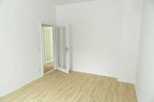 Langfristig vermietete 2-Zimmer-Wohnung mit Balkon in begehrter Lage von Friedrichshain – Die vollständige Adresse der Immobilie erhältst du vom Anbieter., 10247 Friedrichshain, Berlin – Vorschaubild 5
