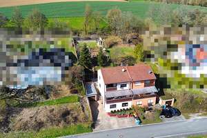 Mehrgenerationenwohnen: Gepflegtes Einfamilienhaus mit Einliegerwohnung und Garten in Adelsheim – Die vollständige Adresse der Immobilie erhältst du vom Anbieter., 74740 Adelsheim – Vorschaubild 1